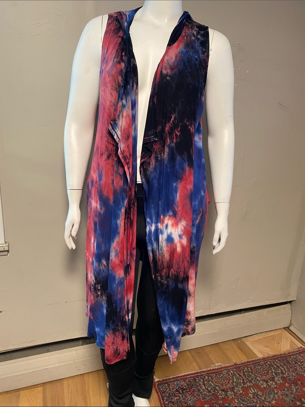 Sleeveless Tie-Dye Midi Dress with Hood - Red & Blue